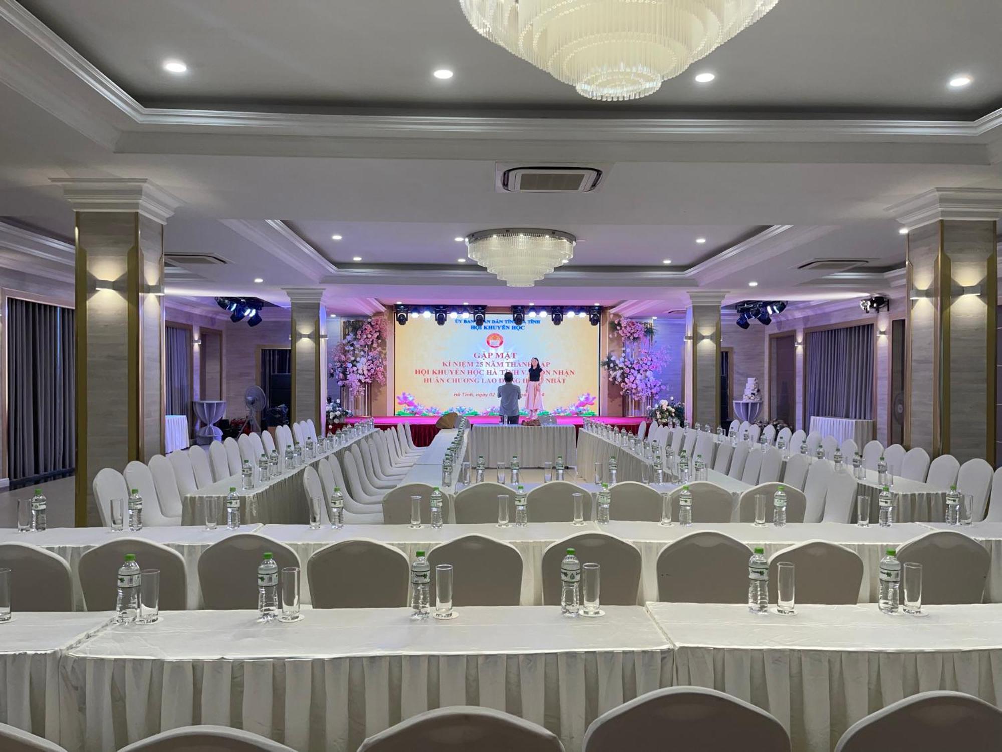 Ngan Ha Hotel Dai Tiet Luaran gambar
